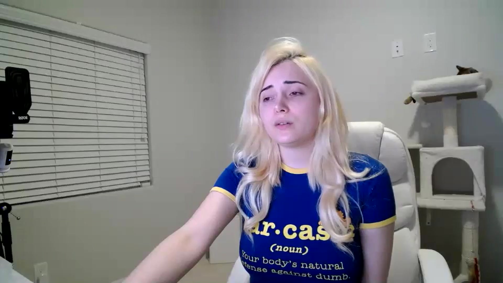 Gallery image thumbnail from SandraGPopa's myfreecams stream on, 03/05/2024, 08:06 image 18 of 20