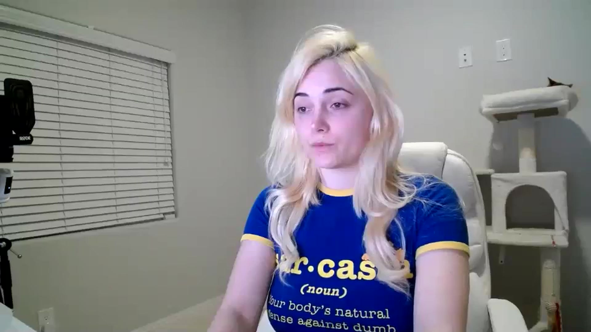 Gallery image thumbnail from SandraGPopa's myfreecams stream on, 03/05/2024, 08:06 image 13 of 20