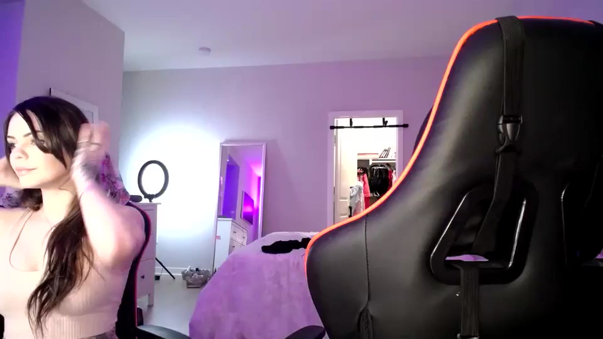 Gallery image thumbnail from SandraGPopa's myfreecams stream on, 03/12/2024, 06:54 image 13 of 20