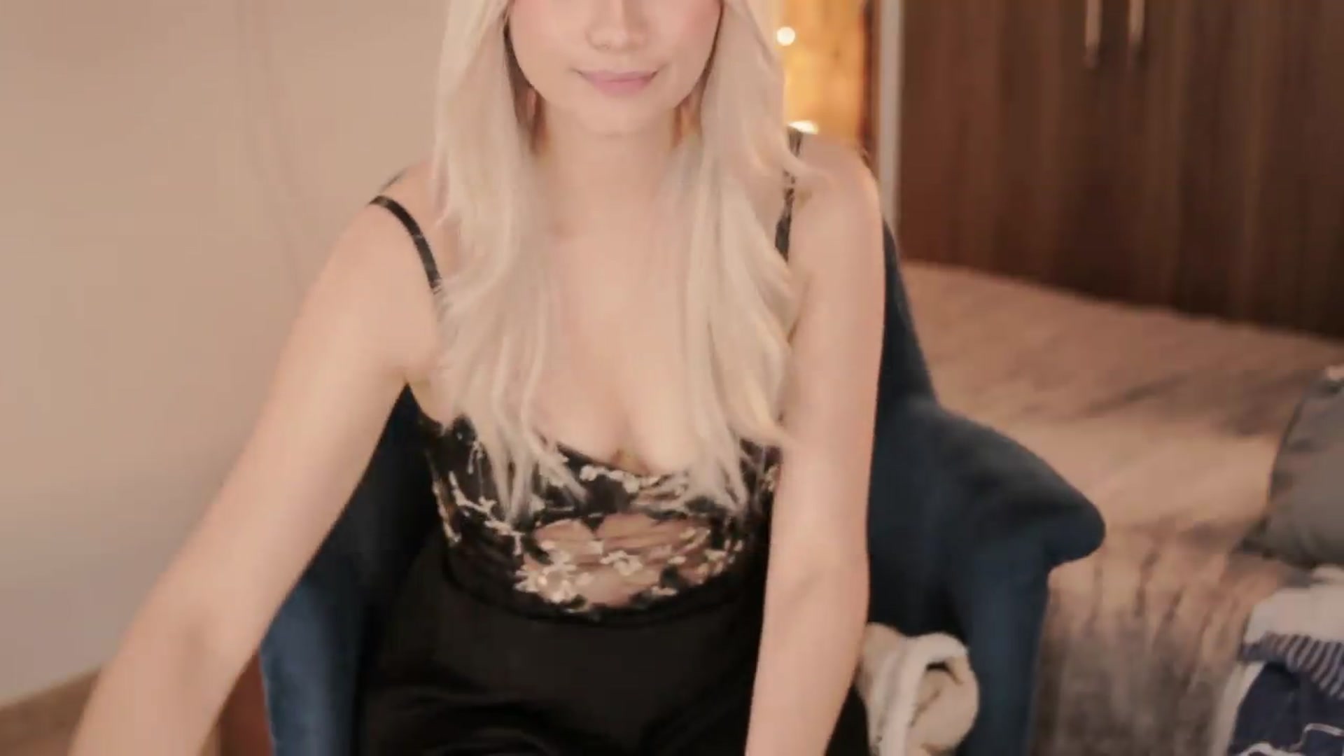 Gallery image thumbnail from SandraHajkova's myfreecams stream on, 09/13/2026, 20:17 image 8 of 20