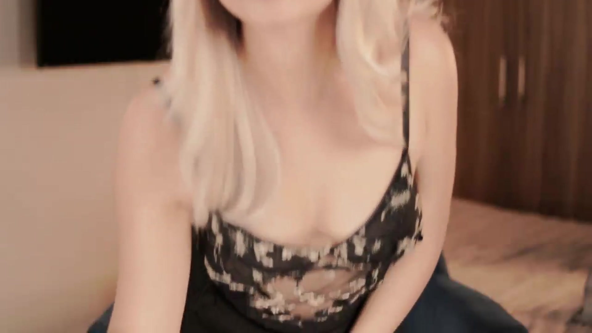 Gallery image thumbnail from SandraHajkova's myfreecams stream on, 09/13/2026, 20:17 image 18 of 20