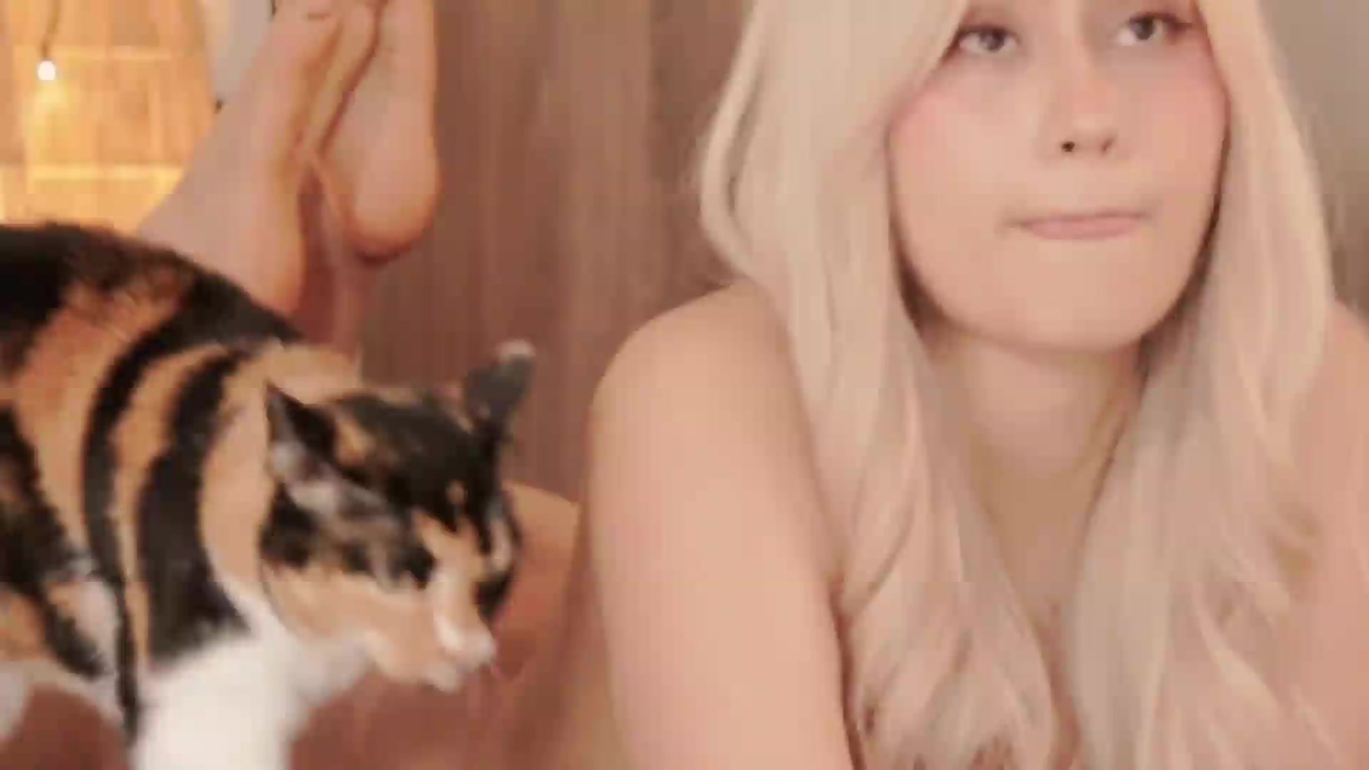 Gallery image thumbnail from SandraHajkova's myfreecams stream on, 09/19/2026, 24:00 image 18 of 20