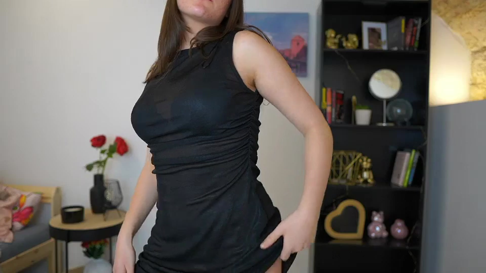 Gallery image thumbnail from SandraRomain's myfreecams stream on, 12/21/2023, 12:41 image 9 of 20