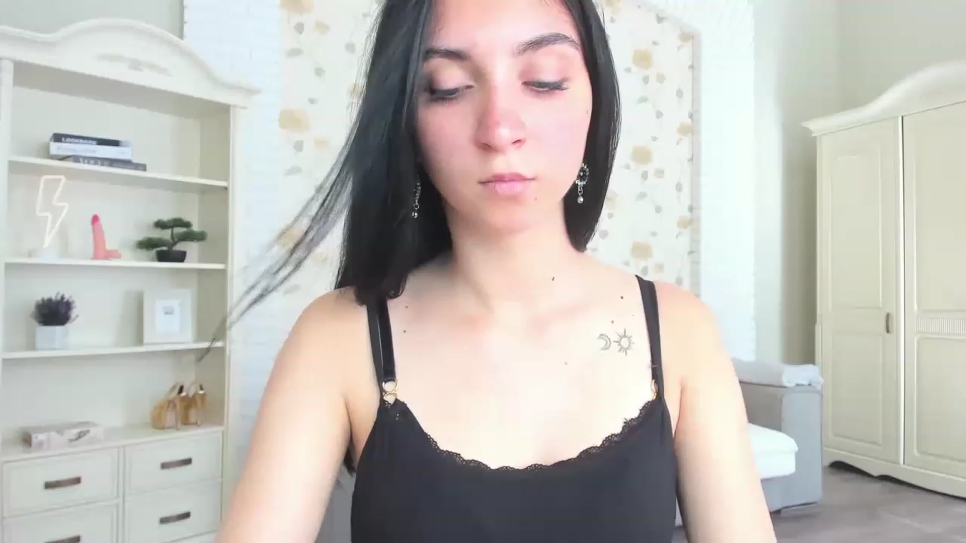 Gallery image thumbnail from SandraStounn's myfreecams stream on, 08/20/2023, 06:51 image 7 of 20