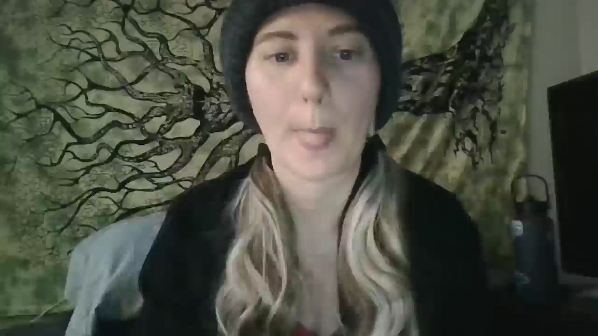 Gallery image thumbnail from Sandra_Fae's myfreecams stream on, 12/03/2025, 13:38 image 16 of 20