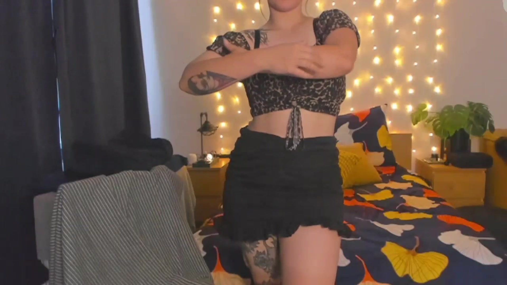 Gallery image thumbnail from SandyShow1's myfreecams stream on, 07/19/2023, 15:56 image 16 of 20