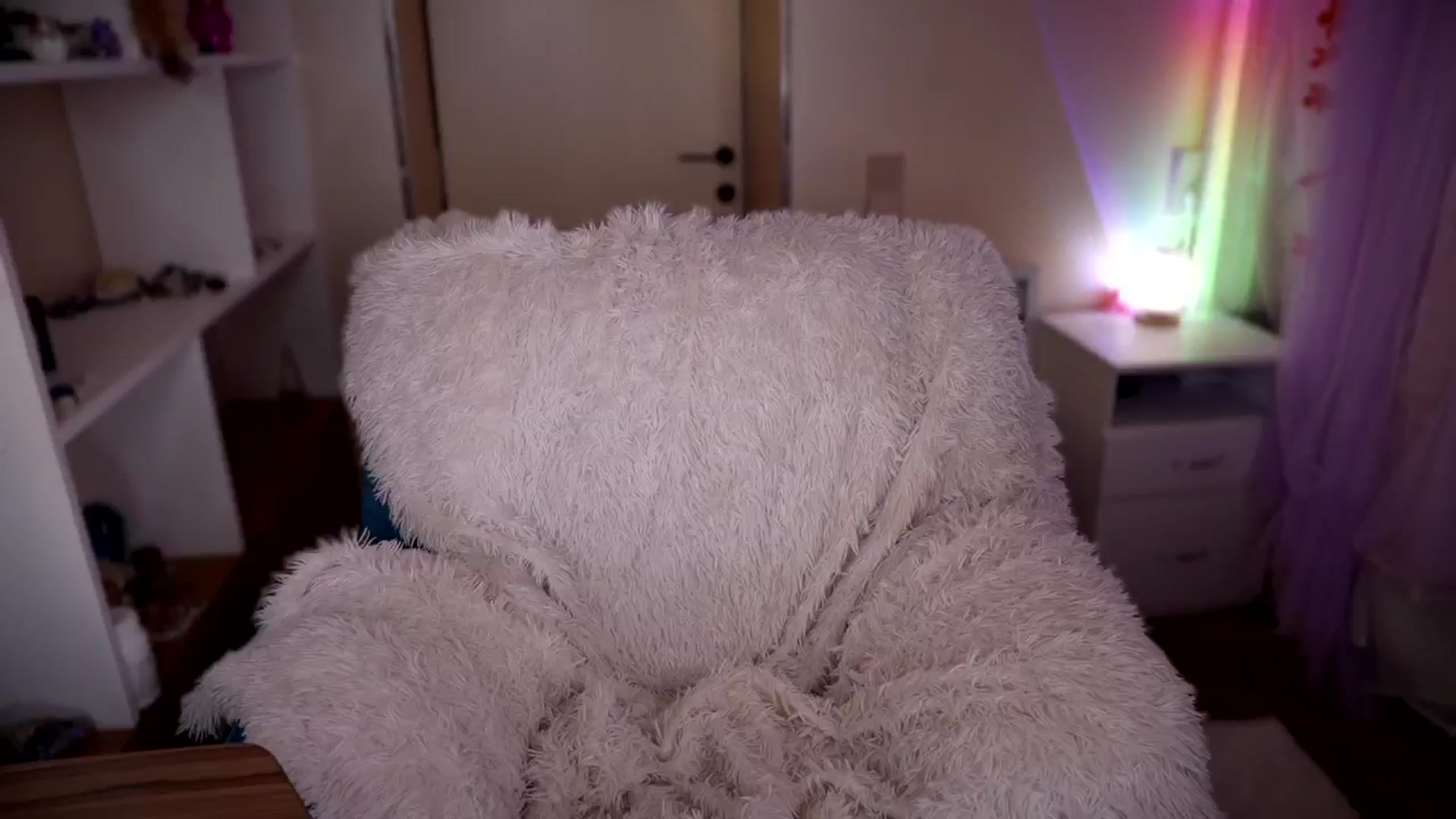 Gallery image thumbnail from Sandy_Peach's myfreecams stream on, 04/24/2025, 19:53 image 11 of 20