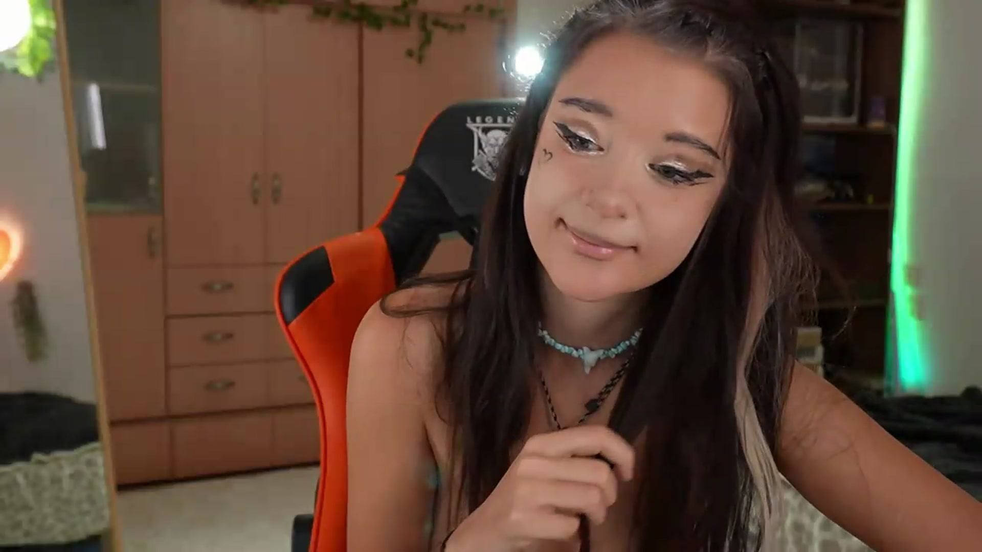 Gallery image thumbnail from Sandy_Peach's myfreecams stream on, 07/26/2026, 18:08 image 8 of 20