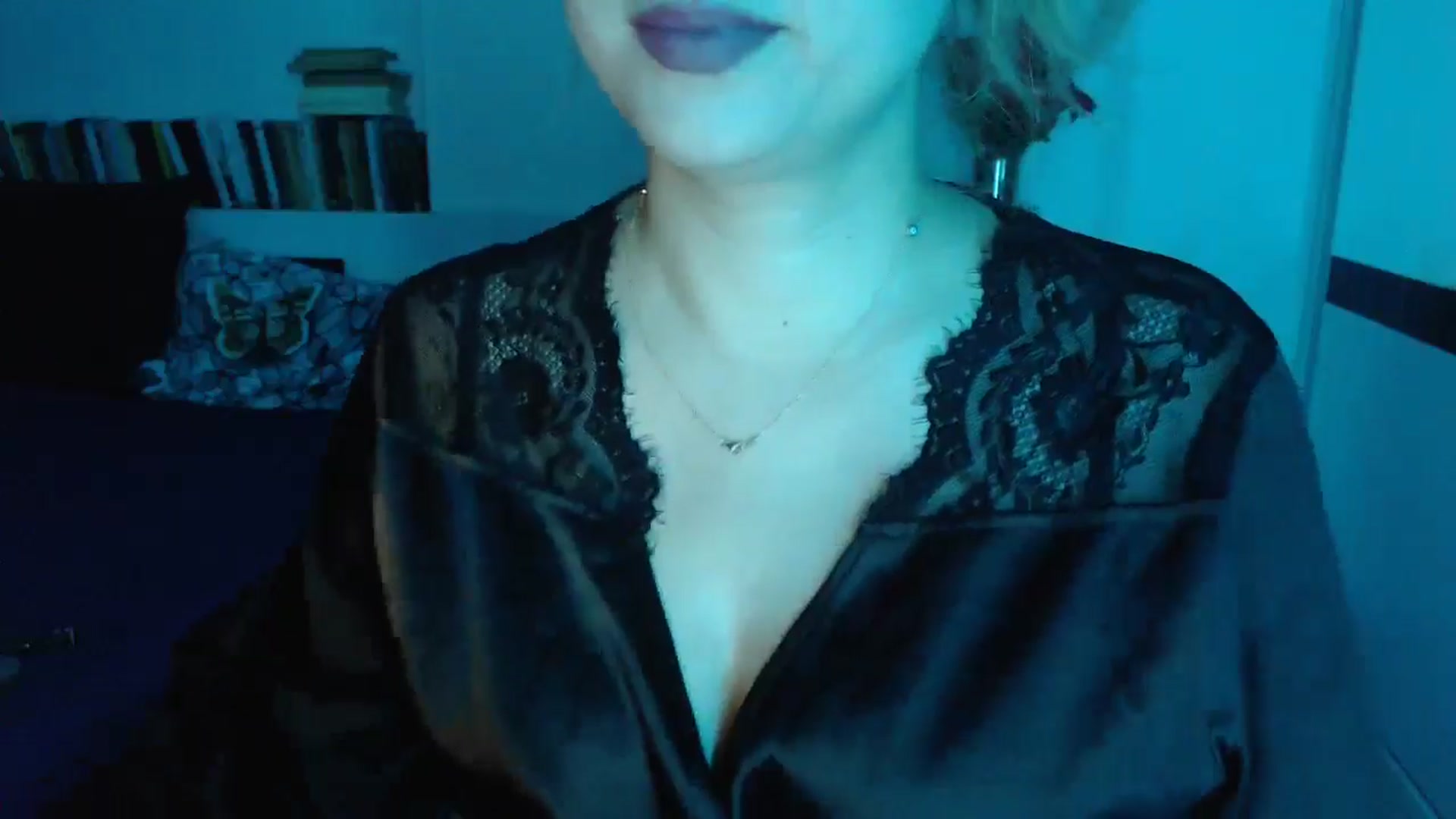 Gallery image thumbnail from Sandy___'s myfreecams stream on, 09/28/2024, 23:54 image 15 of 20