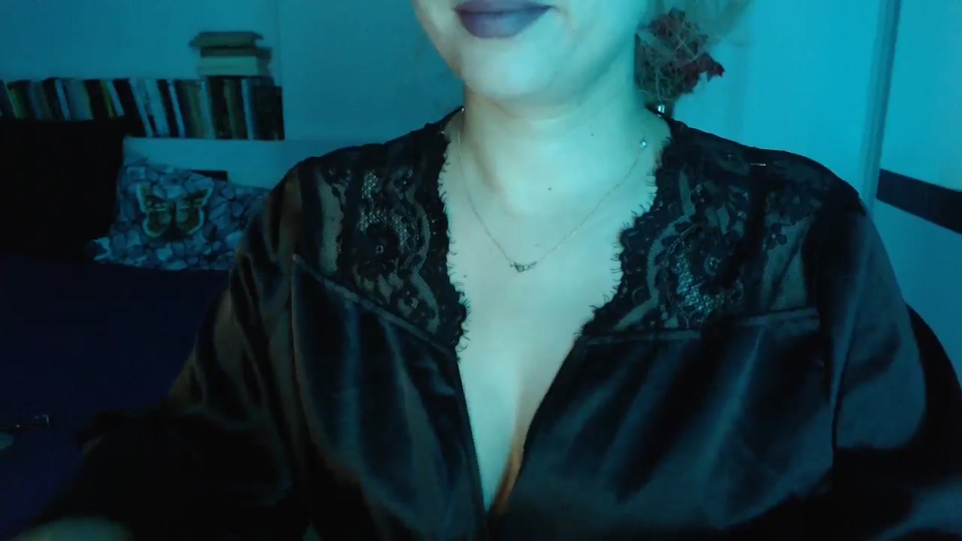 Gallery image thumbnail from Sandy___'s myfreecams stream on, 09/28/2024, 23:54 image 7 of 20