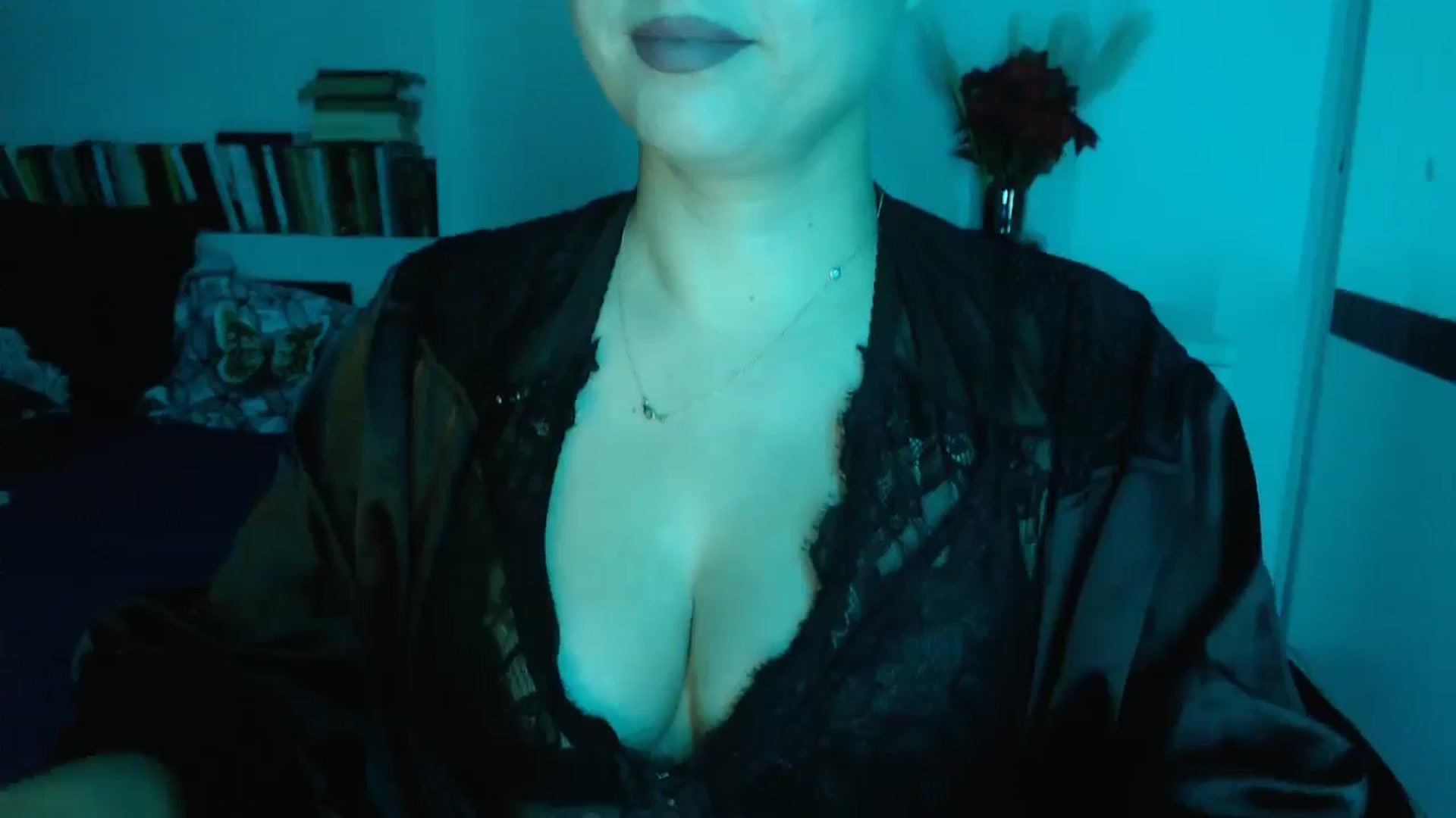Gallery image thumbnail from Sandy___'s myfreecams stream on, 10/12/2024, 23:23 image 18 of 20
