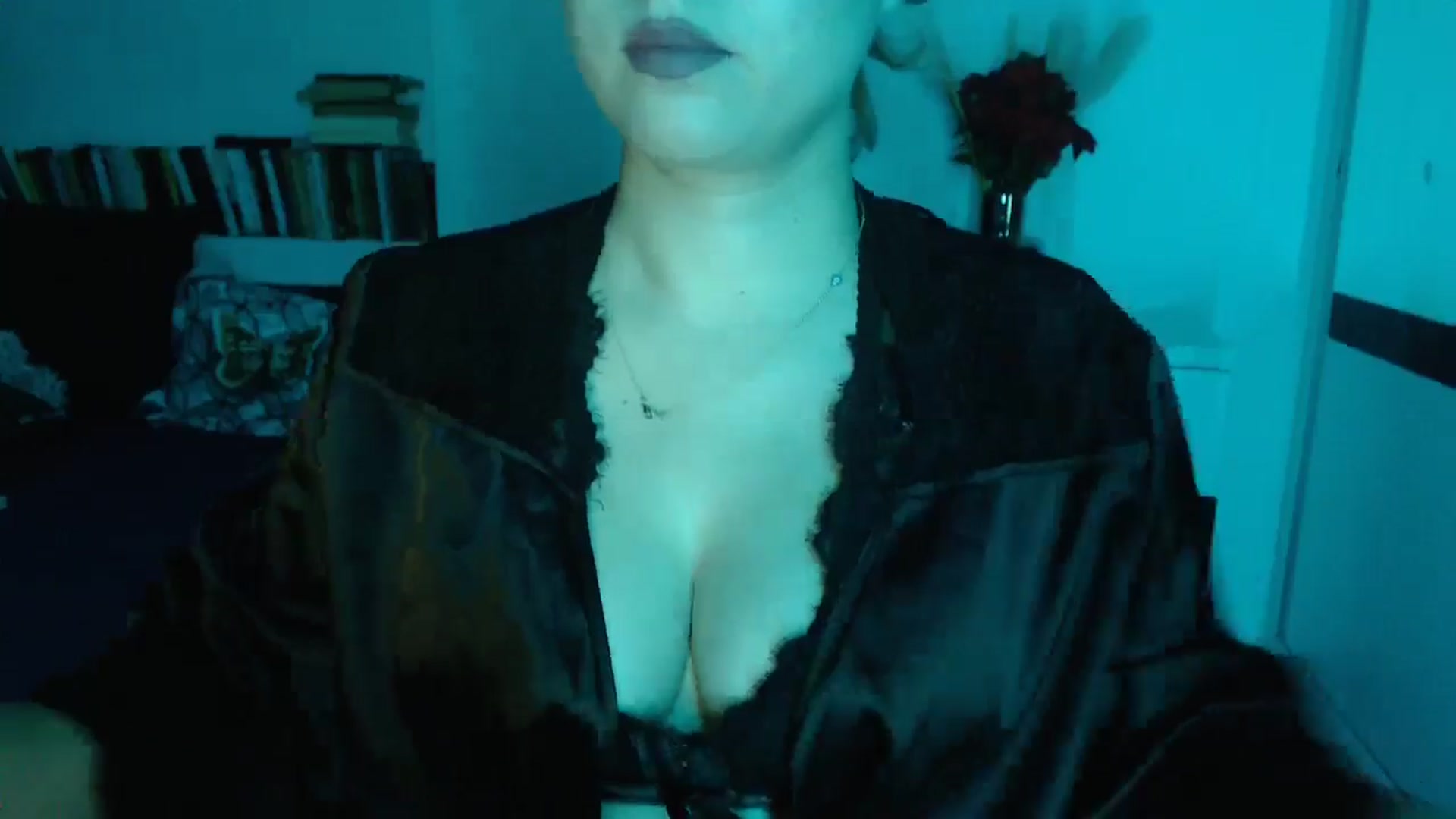 Gallery image thumbnail from Sandy___'s myfreecams stream on, 10/12/2024, 23:23 image 2 of 20