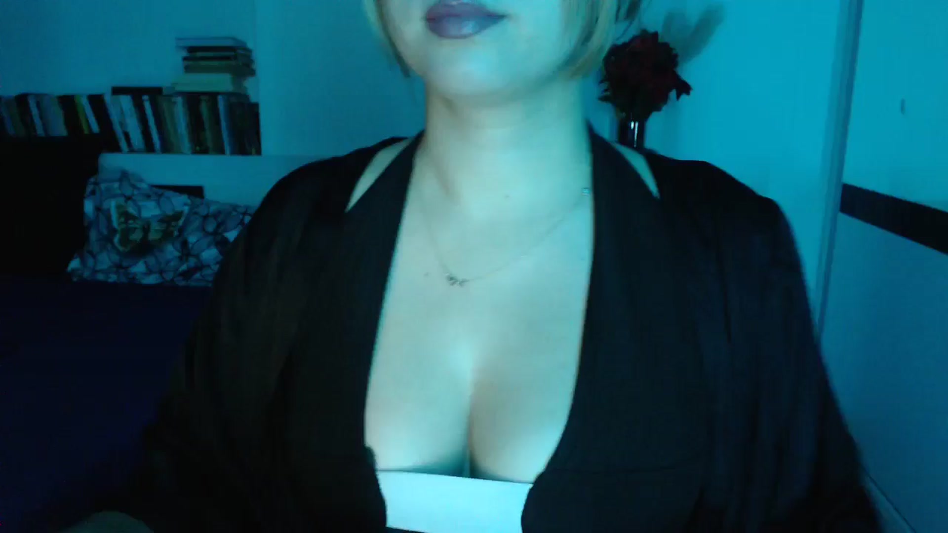 Gallery image thumbnail from Sandy___'s myfreecams stream on, 10/26/2024, 23:34 image 20 of 20