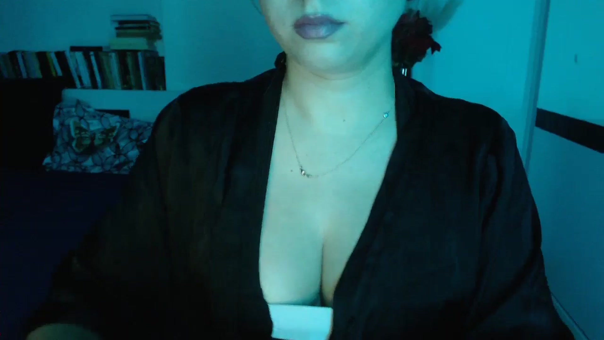Gallery image thumbnail from Sandy___'s myfreecams stream on, 10/27/2024, 24:22 image 2 of 20