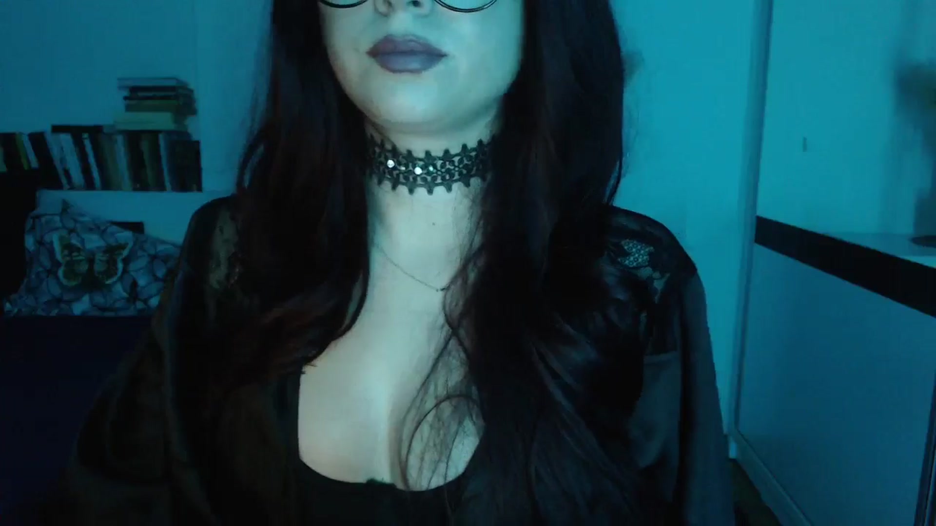 Gallery image thumbnail from Sandy___'s myfreecams stream on, 10/31/2024, 24:40 image 3 of 20