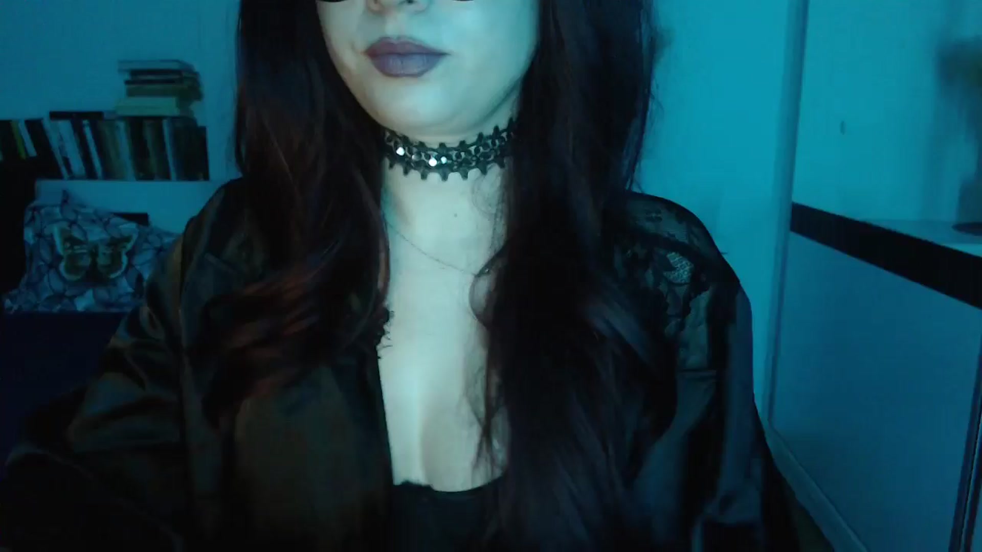 Gallery image thumbnail from Sandy___'s myfreecams stream on, 10/31/2024, 24:40 image 9 of 20