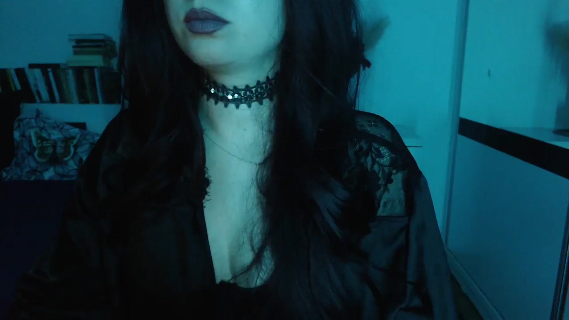 Gallery image thumbnail from Sandy___'s myfreecams stream on, 10/31/2024, 24:40 image 17 of 20