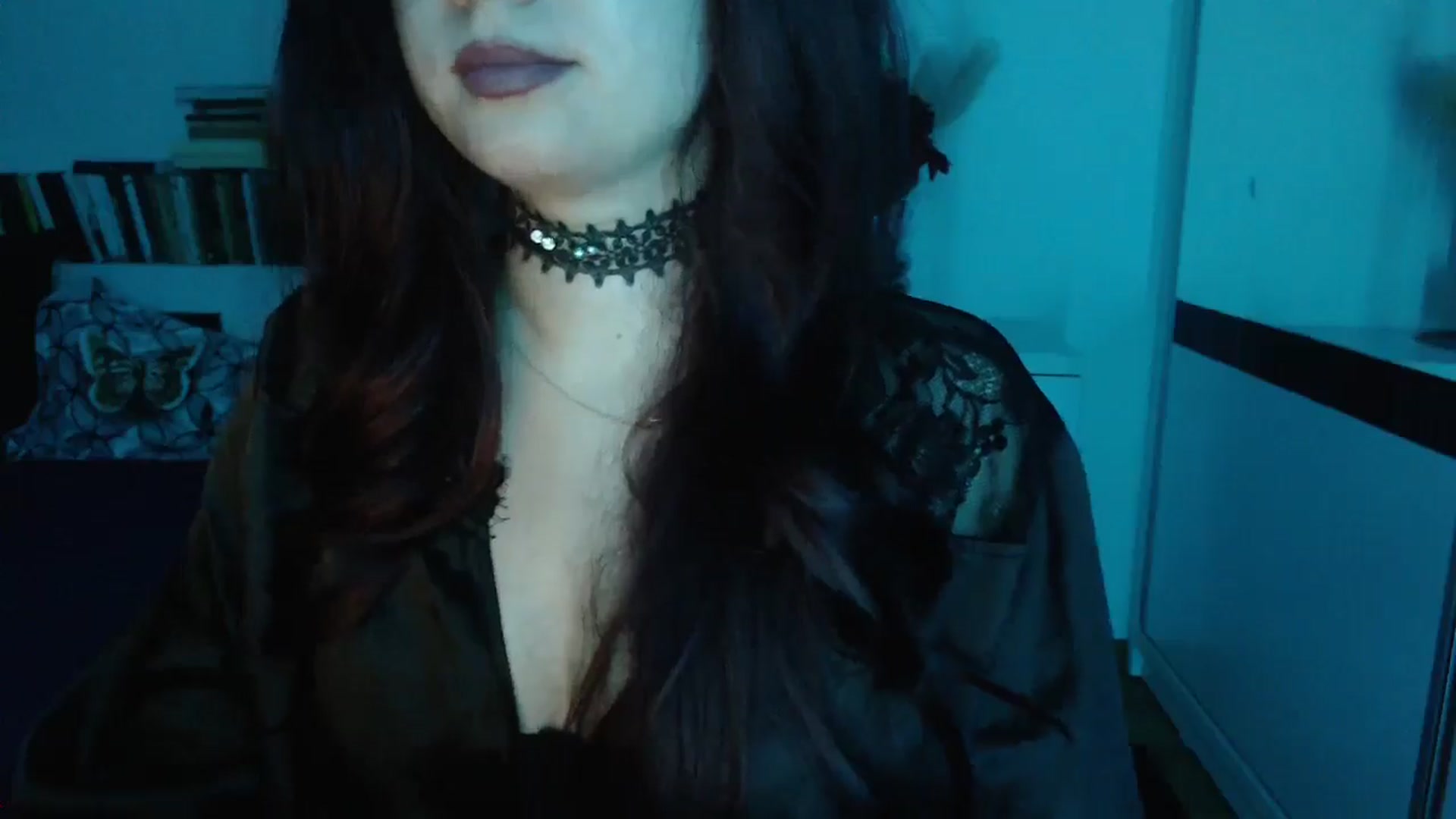 Gallery image thumbnail from Sandy___'s myfreecams stream on, 10/31/2024, 01:09 image 7 of 20