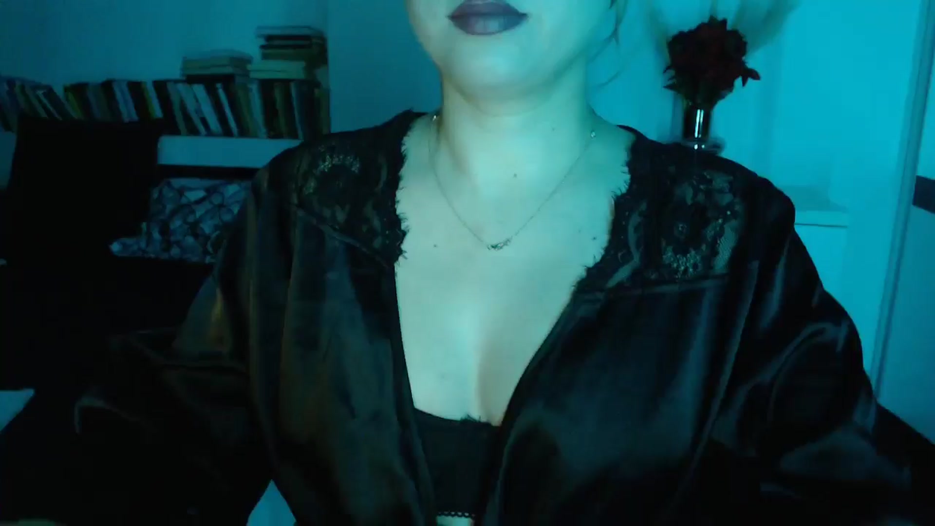 Gallery image thumbnail from Sandy___'s myfreecams stream on, 11/09/2024, 24:01 image 12 of 20