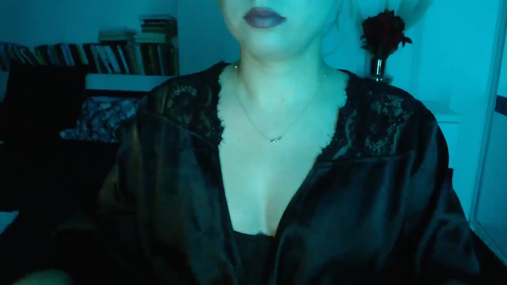 Gallery image thumbnail from Sandy___'s myfreecams stream on, 11/09/2024, 24:01 image 13 of 20