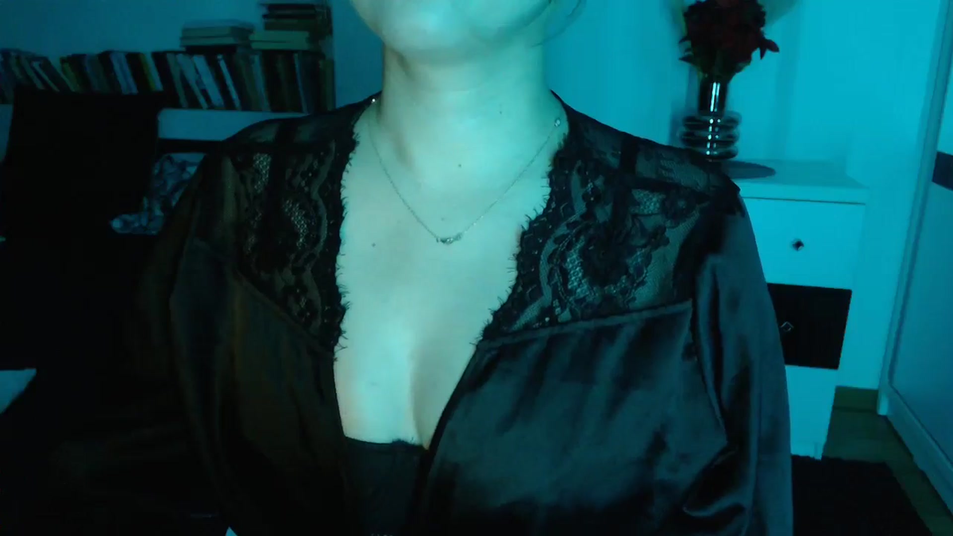 Gallery image thumbnail from Sandy___'s myfreecams stream on, 11/09/2024, 01:24 image 10 of 20