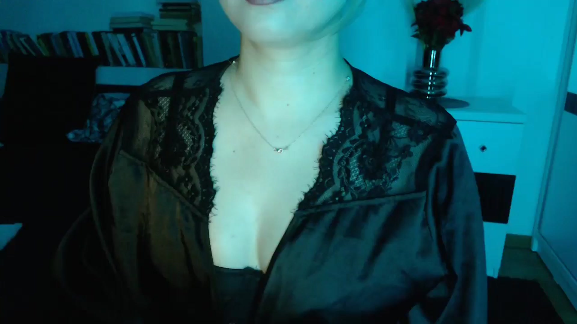 Gallery image thumbnail from Sandy___'s myfreecams stream on, 11/09/2024, 01:24 image 5 of 20