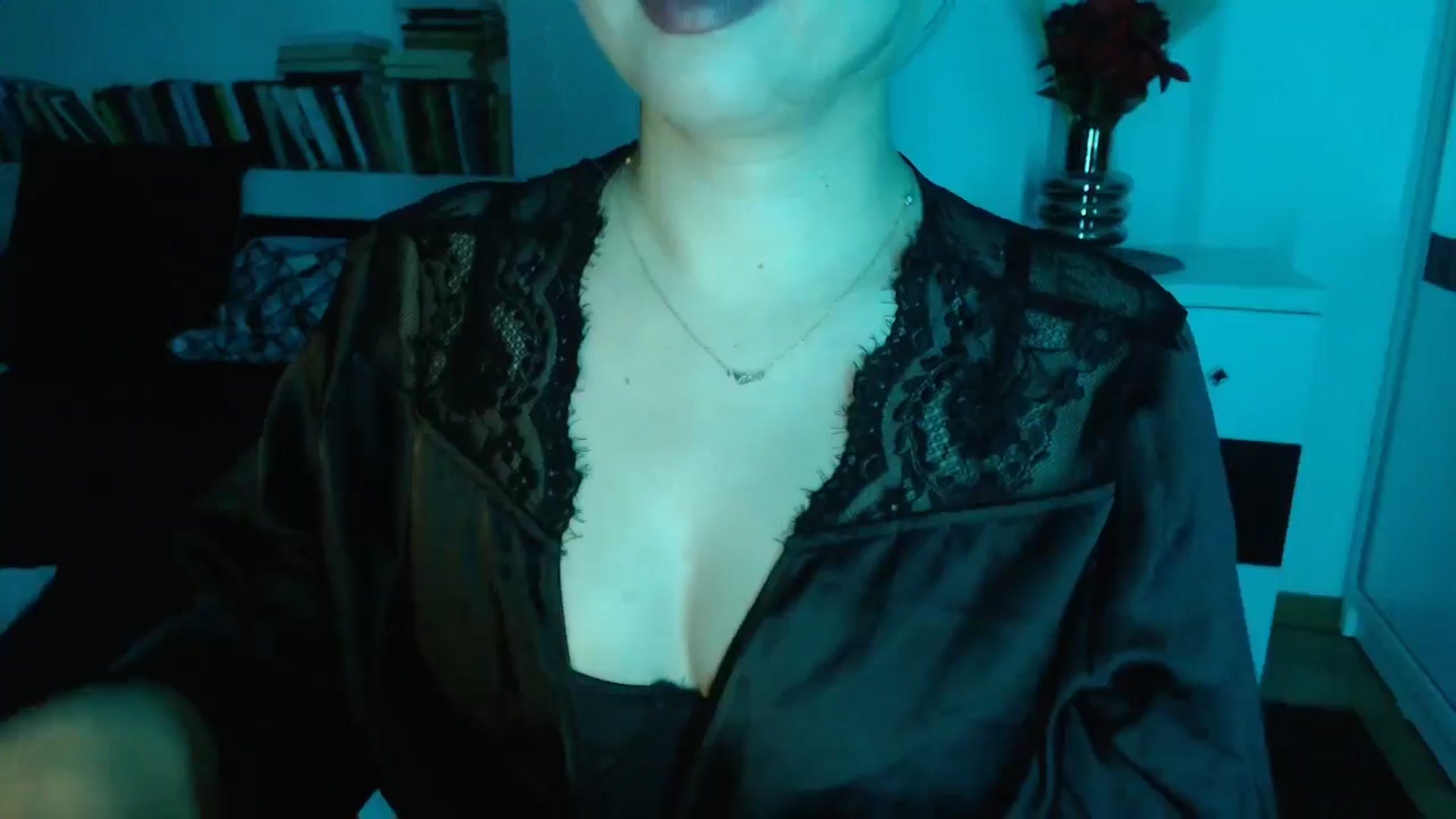 Gallery image thumbnail from Sandy___'s myfreecams stream on, 11/09/2024, 01:24 image 12 of 20