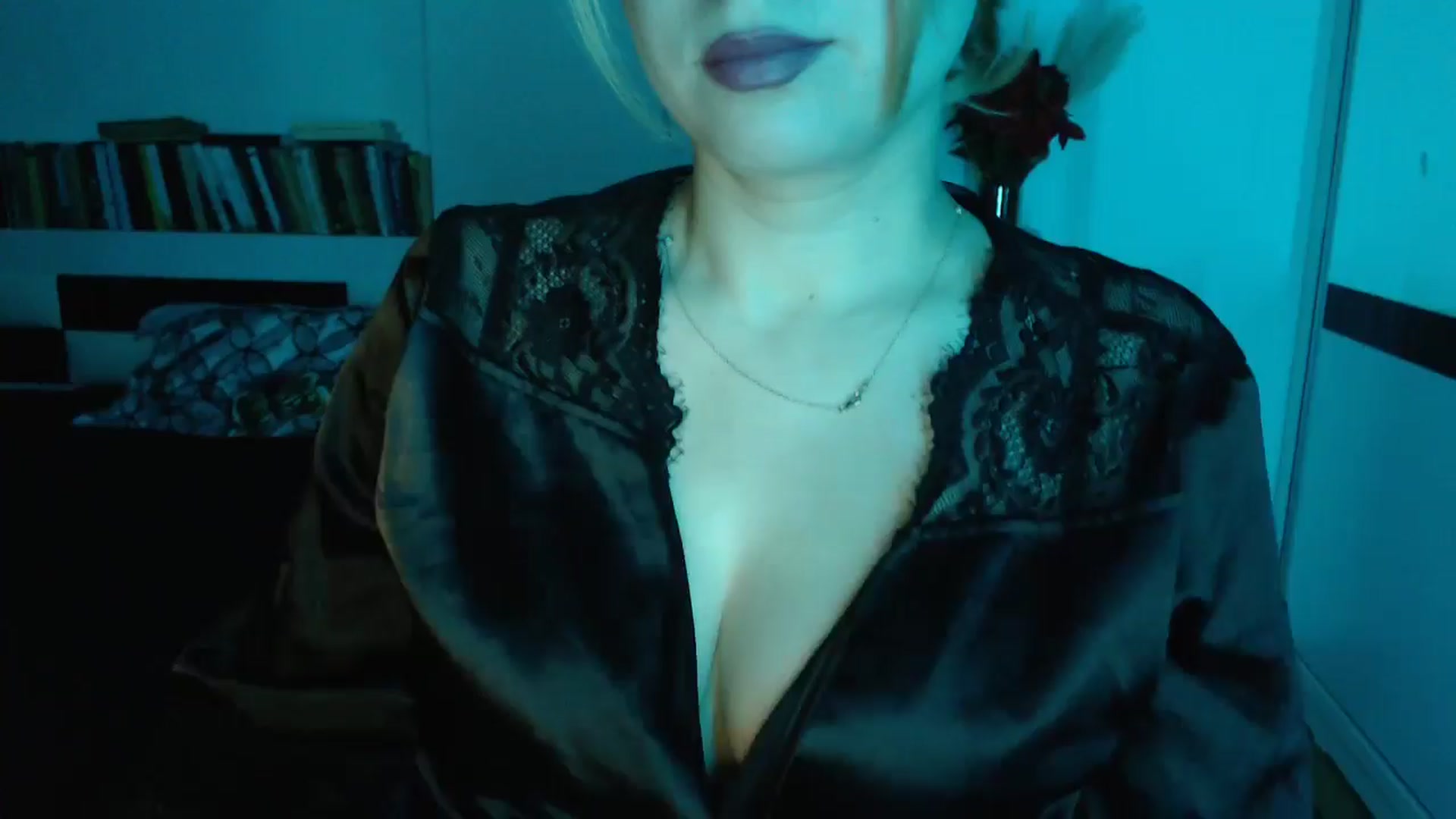 Gallery image thumbnail from Sandy___'s myfreecams stream on, 11/18/2024, 23:46 image 1 of 20