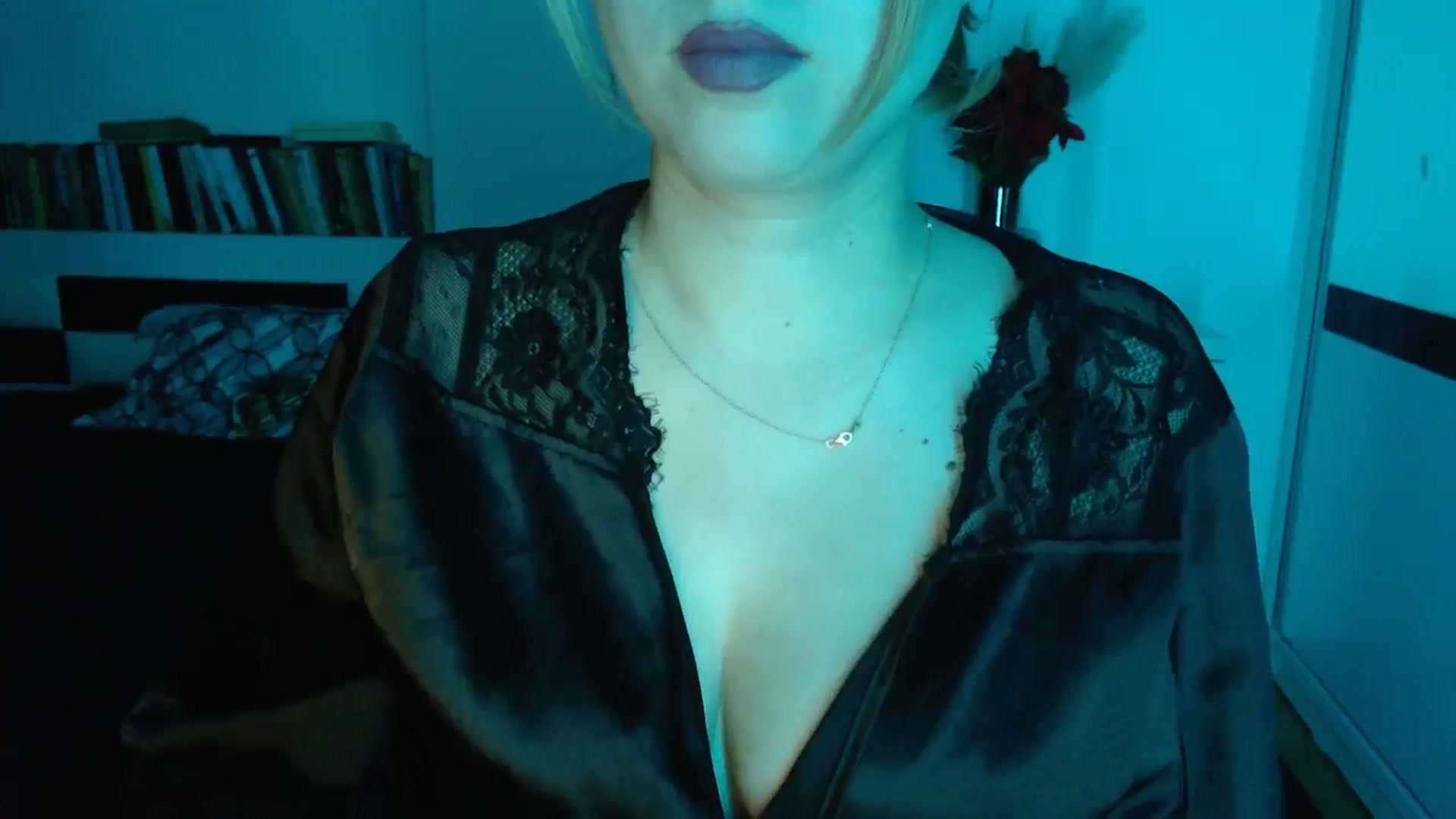 Gallery image thumbnail from Sandy___'s myfreecams stream on, 11/18/2024, 23:46 image 6 of 20