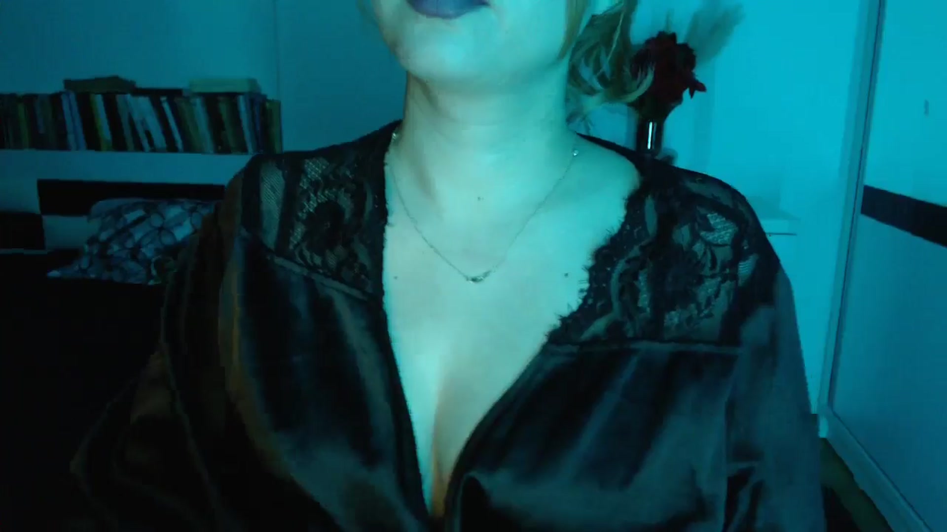 Gallery image thumbnail from Sandy___'s myfreecams stream on, 11/18/2024, 23:46 image 11 of 20