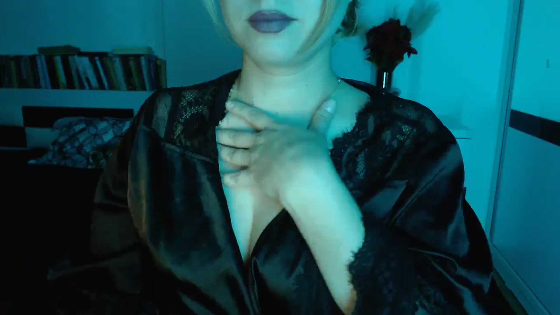 Gallery image thumbnail from Sandy___'s myfreecams stream on, 11/18/2024, 23:46 image 9 of 20