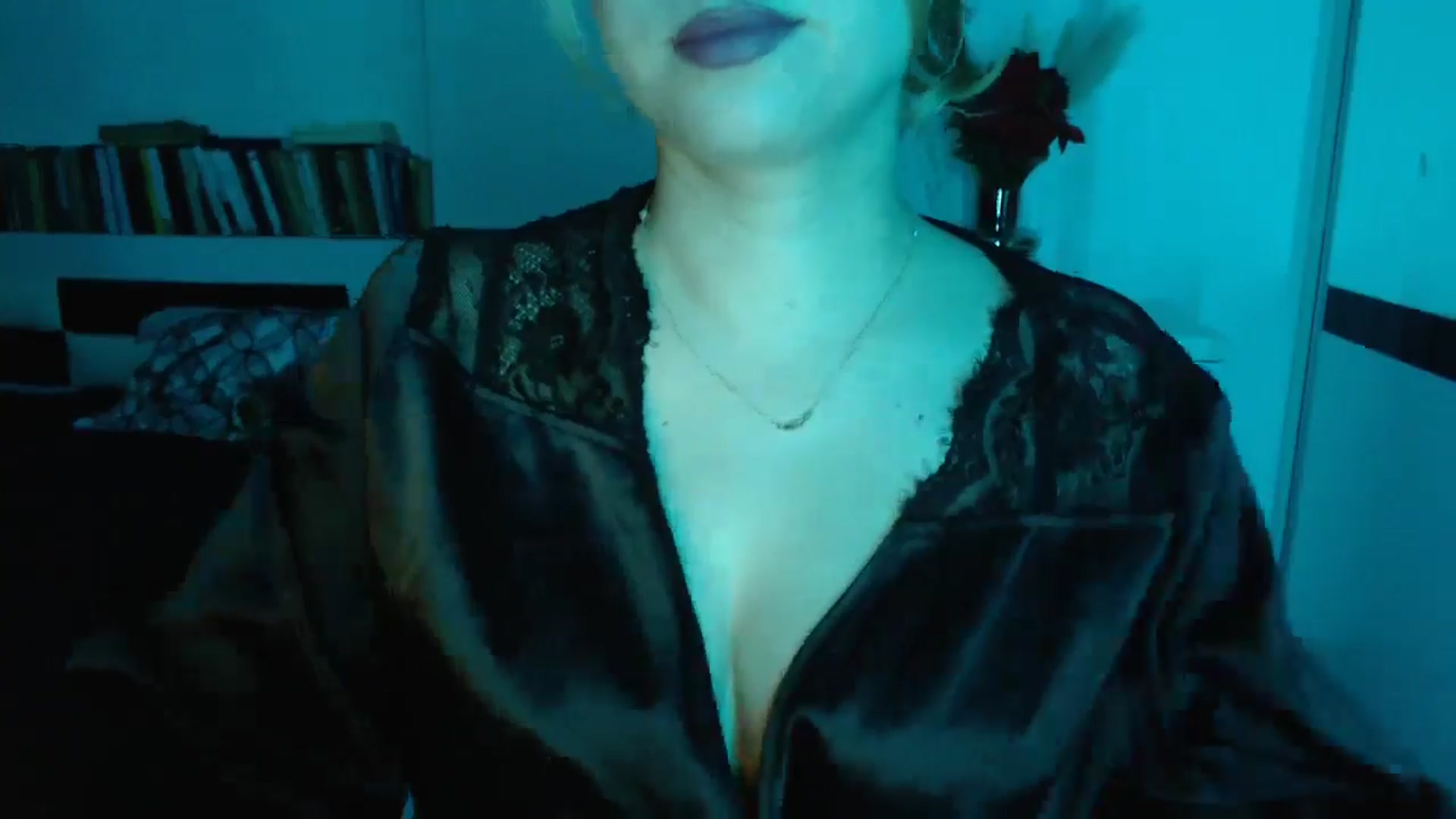 Gallery image thumbnail from Sandy___'s myfreecams stream on, 11/18/2024, 23:46 image 10 of 20