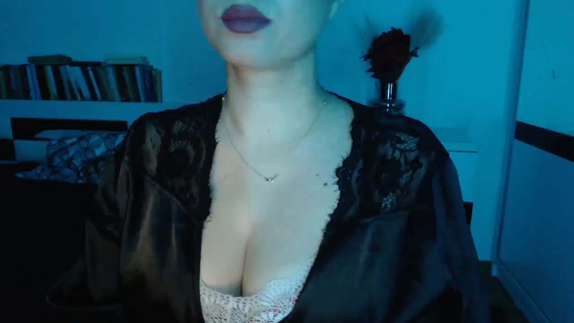 Gallery image thumbnail from Sandy___'s myfreecams stream on, 11/27/2024, 23:36 image 6 of 20