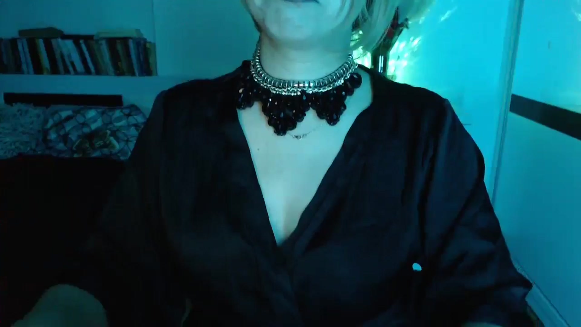 Gallery image thumbnail from Sandy___'s myfreecams stream on, 12/07/2024, 24:51 image 18 of 20