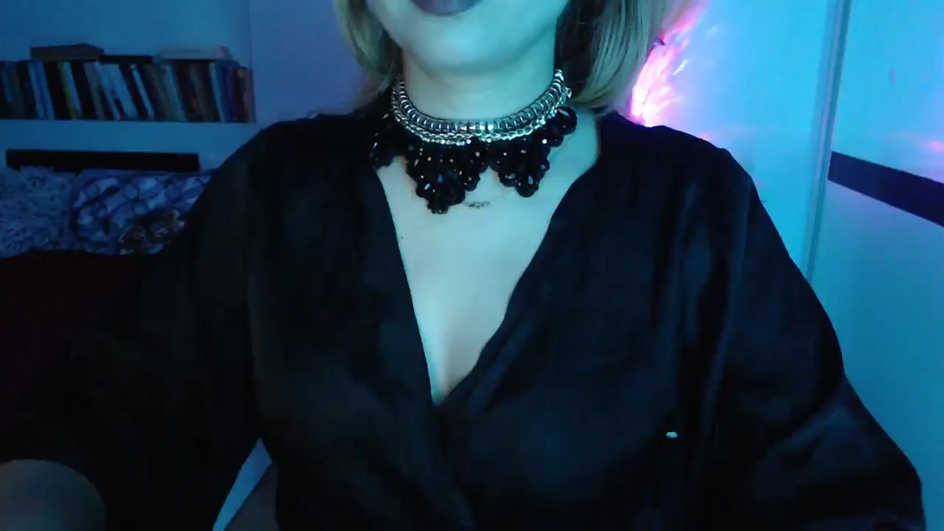 Gallery image thumbnail from Sandy___'s myfreecams stream on, 12/07/2024, 24:51 image 7 of 20