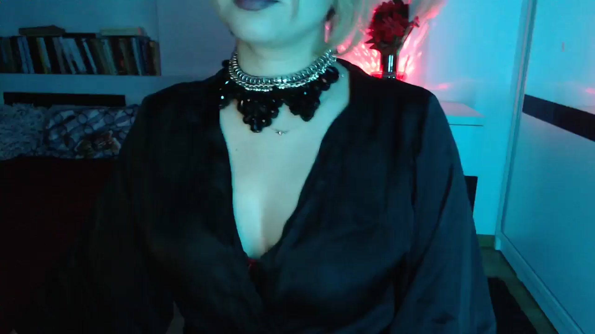 Gallery image thumbnail from Sandy___'s myfreecams stream on, 12/07/2024, 24:51 image 16 of 20