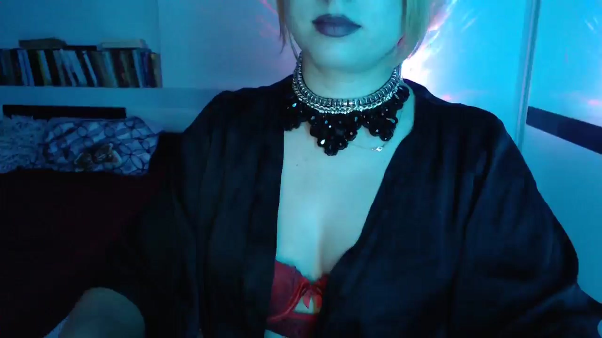 Gallery image thumbnail from Sandy___'s myfreecams stream on, 12/07/2024, 03:05 image 12 of 20