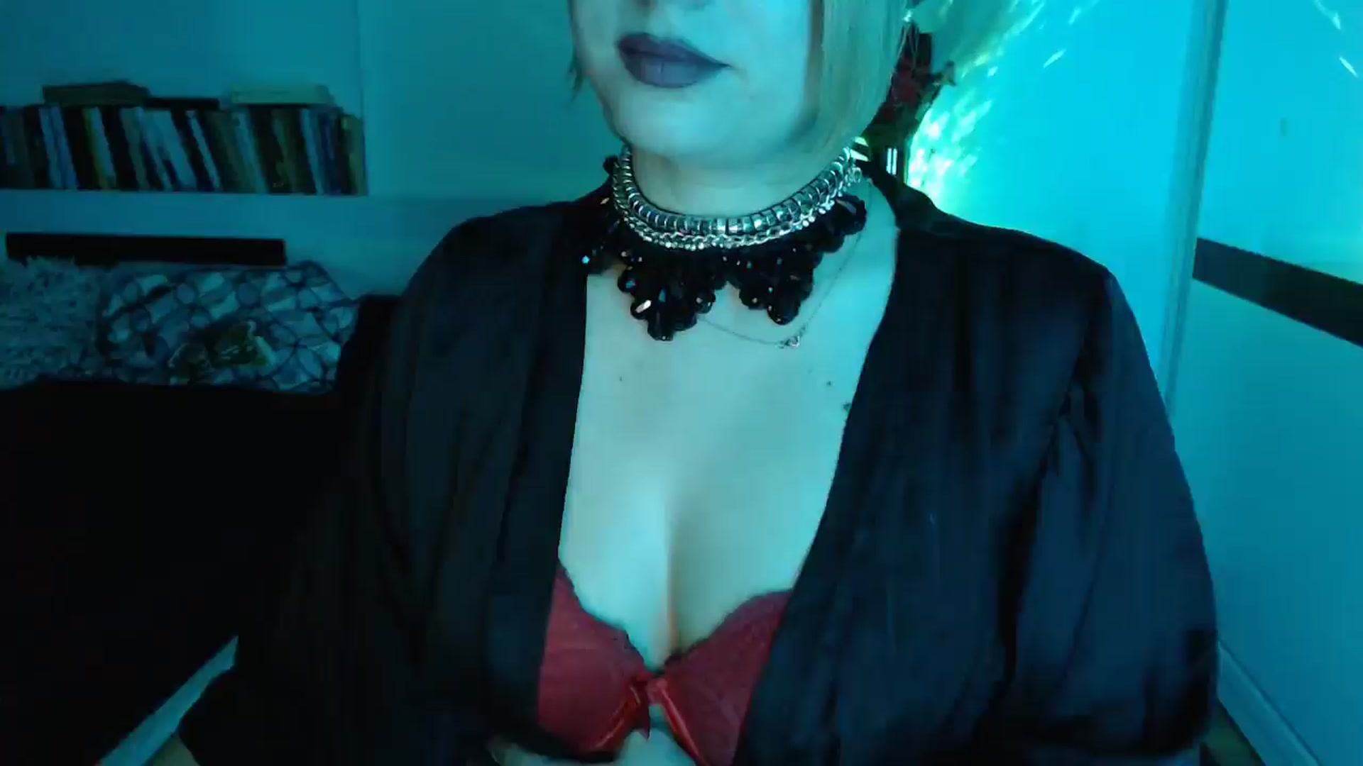 Gallery image thumbnail from Sandy___'s myfreecams stream on, 12/07/2024, 03:05 image 17 of 20