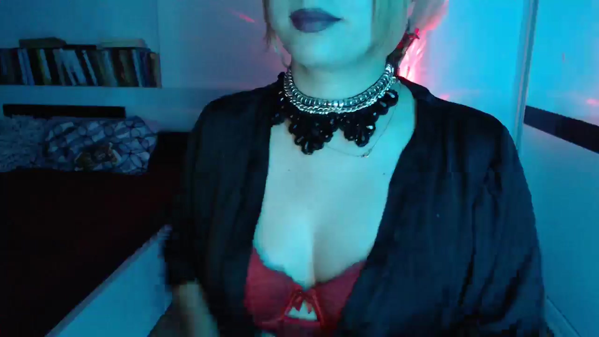 Gallery image thumbnail from Sandy___'s myfreecams stream on, 12/07/2024, 03:05 image 15 of 20