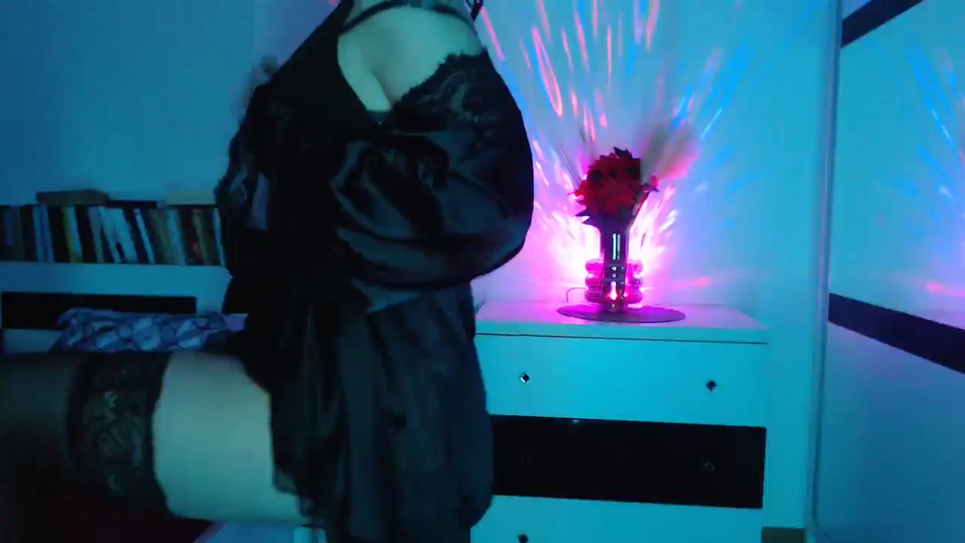 Gallery image thumbnail from Sandy___'s myfreecams stream on, 12/08/2024, 24:42 image 13 of 20