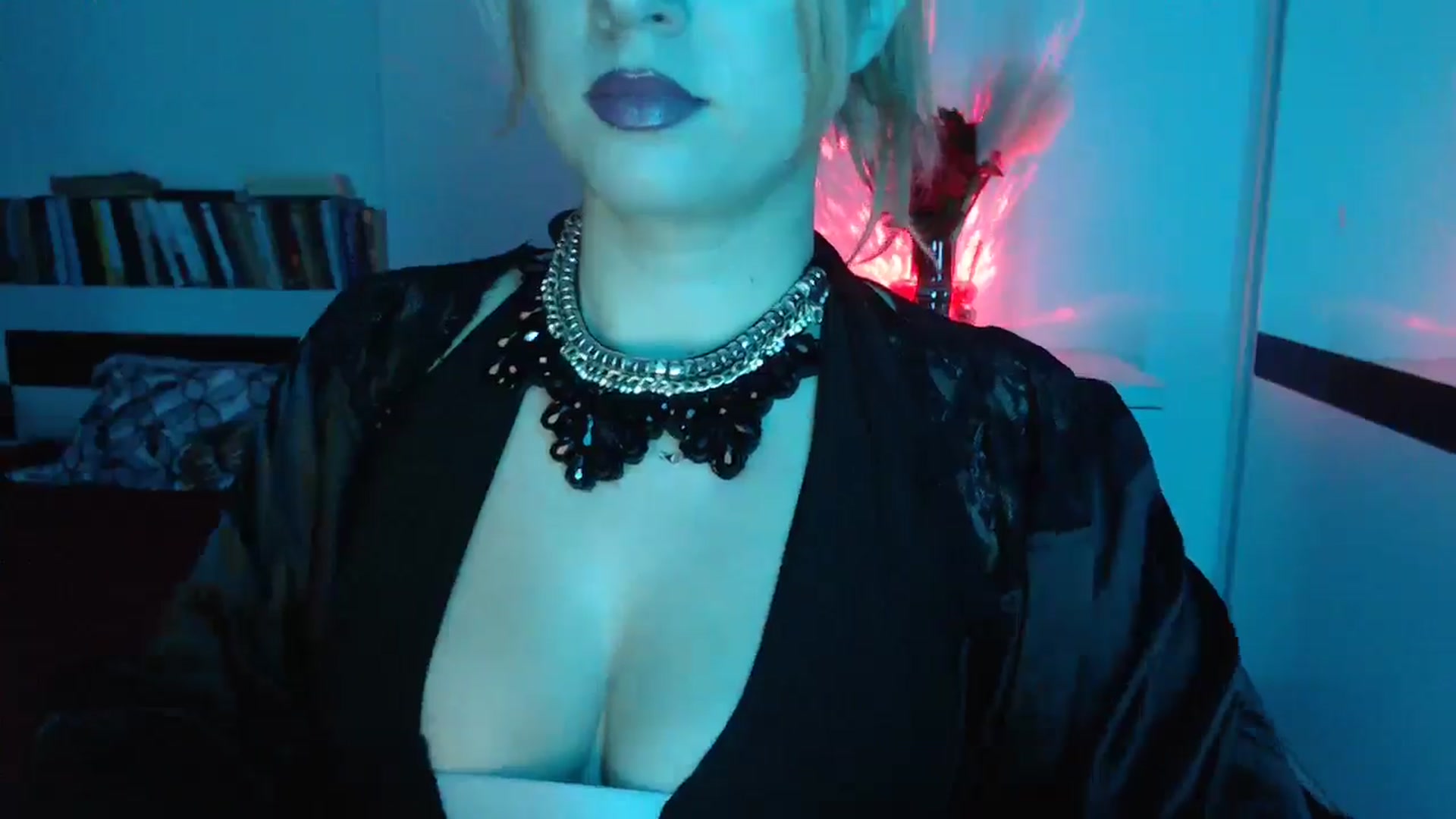 Gallery image thumbnail from Sandy___'s myfreecams stream on, 12/08/2024, 24:42 image 17 of 20