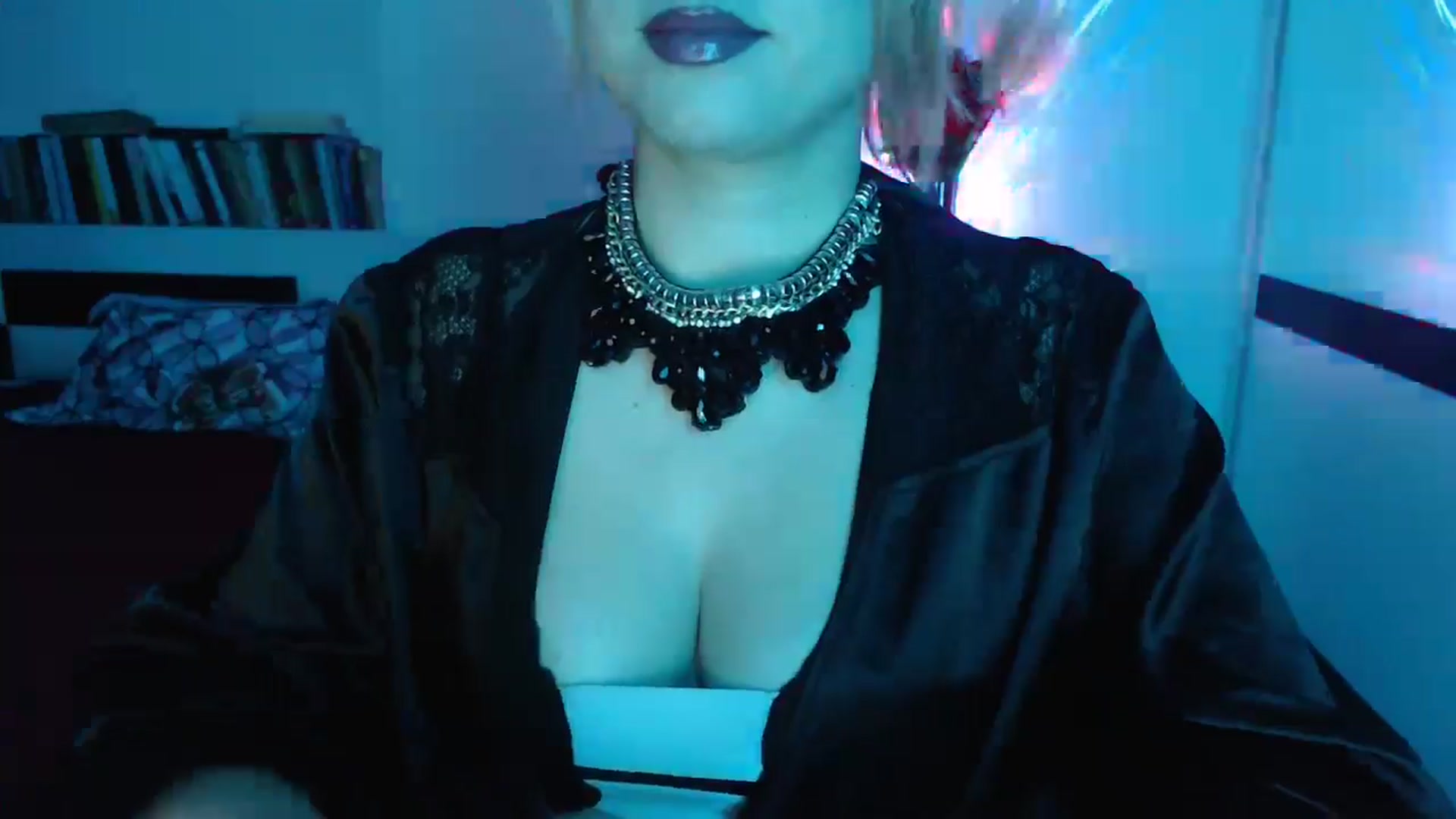 Gallery image thumbnail from Sandy___'s myfreecams stream on, 12/08/2024, 24:42 image 8 of 20