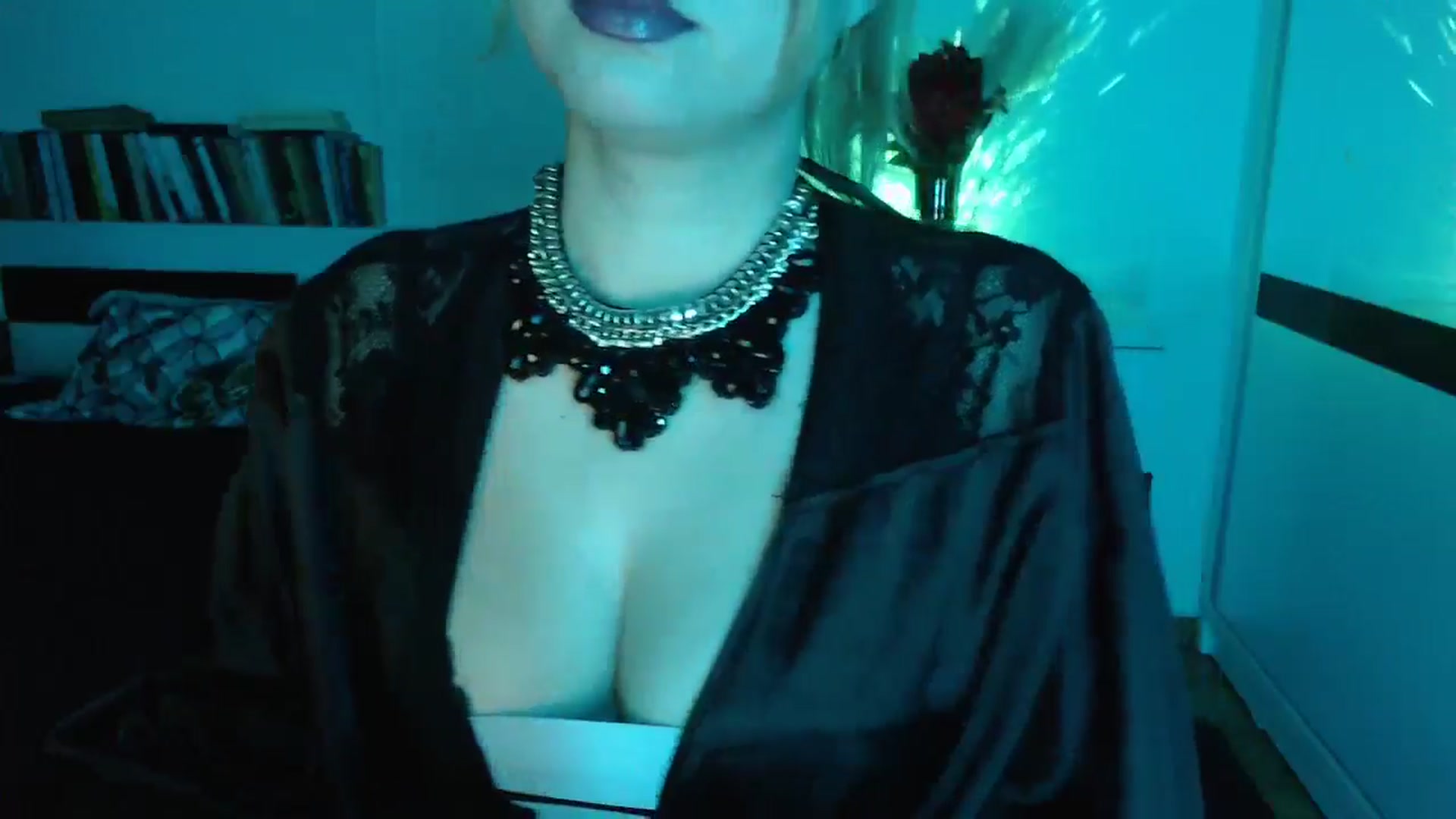 Gallery image thumbnail from Sandy___'s myfreecams stream on, 12/08/2024, 24:42 image 5 of 20