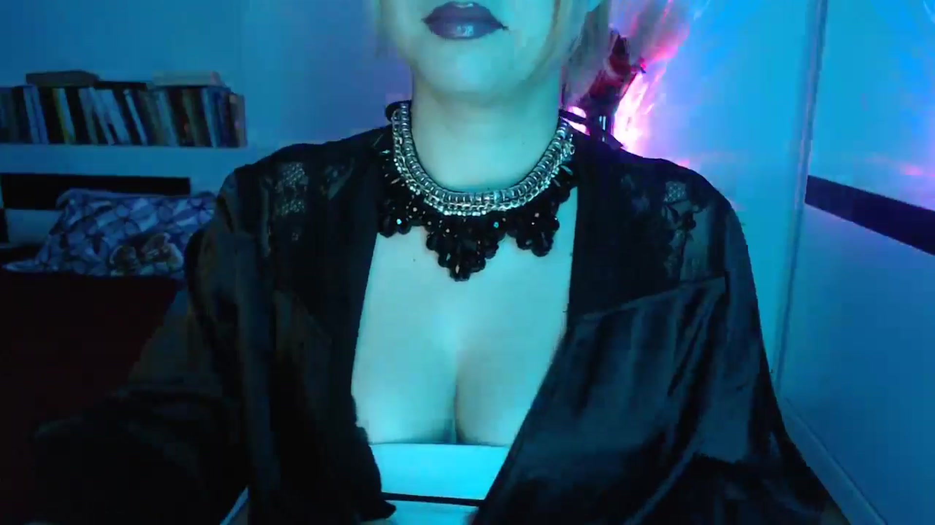 Gallery image thumbnail from Sandy___'s myfreecams stream on, 12/08/2024, 24:42 image 4 of 20