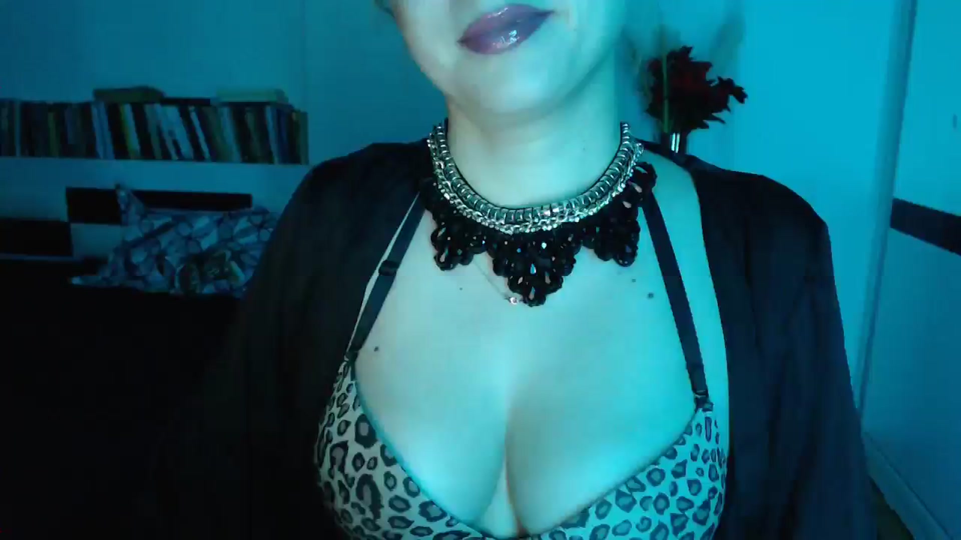 Gallery image thumbnail from Sandy___'s myfreecams stream on, 12/12/2024, 01:03 image 4 of 20