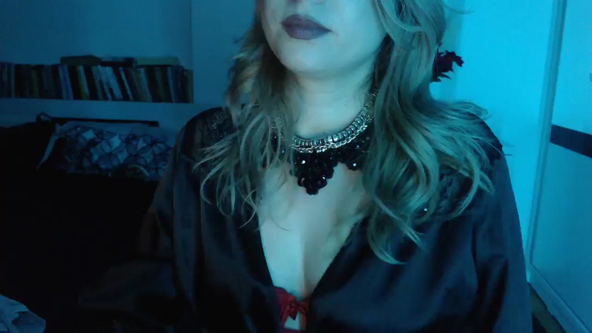 Gallery image thumbnail from Sandy___'s myfreecams stream on, 12/21/2024, 01:05 image 17 of 20