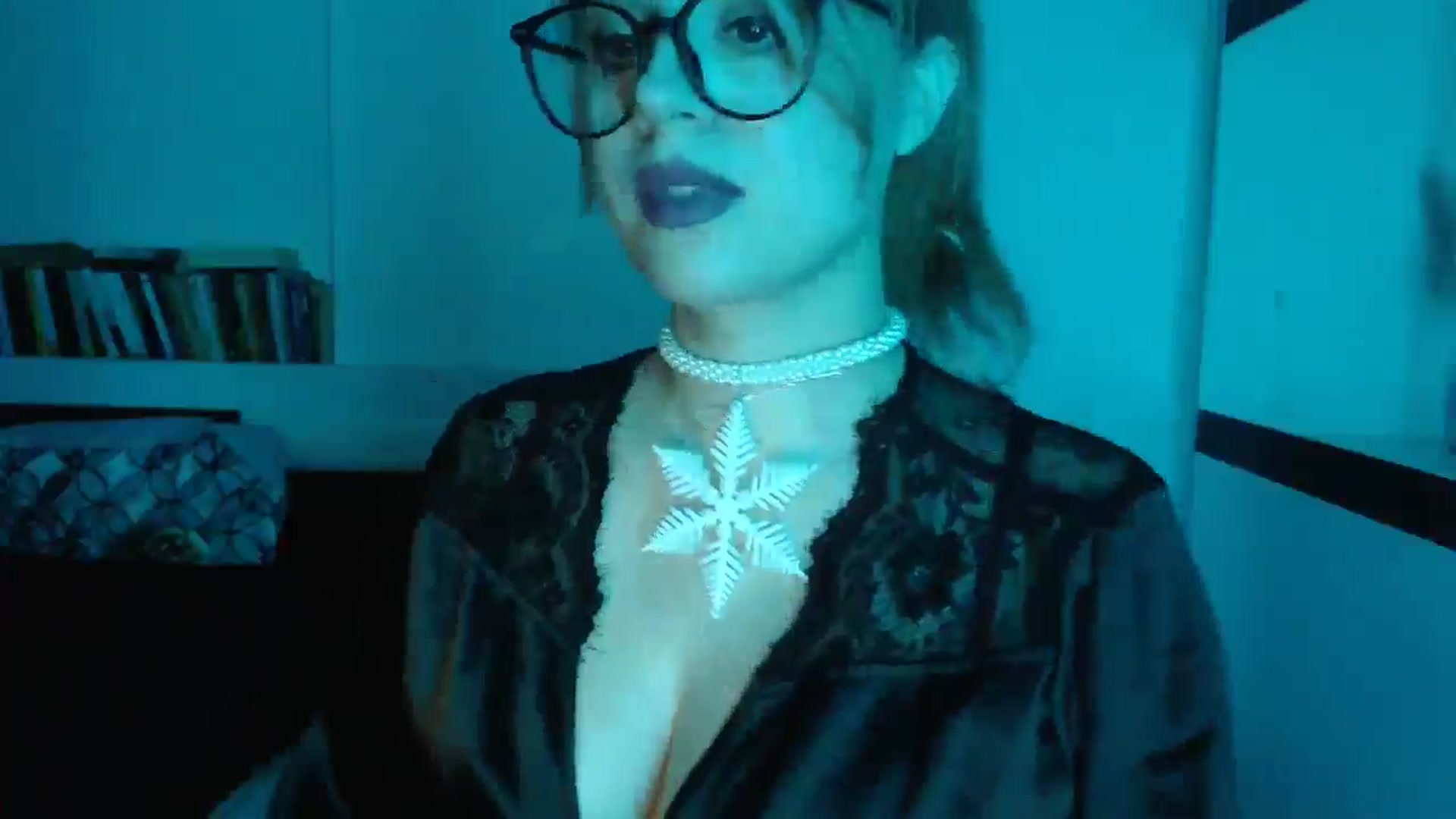 Gallery image thumbnail from Sandy___'s myfreecams stream on, 12/26/2024, 24:59 image 20 of 20