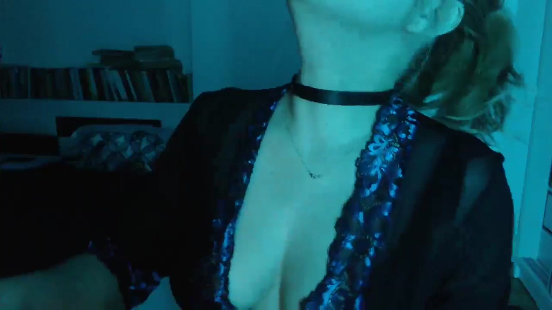 Gallery image thumbnail from Sandy___'s myfreecams stream on, 01/09/2025, 24:42 image 12 of 20