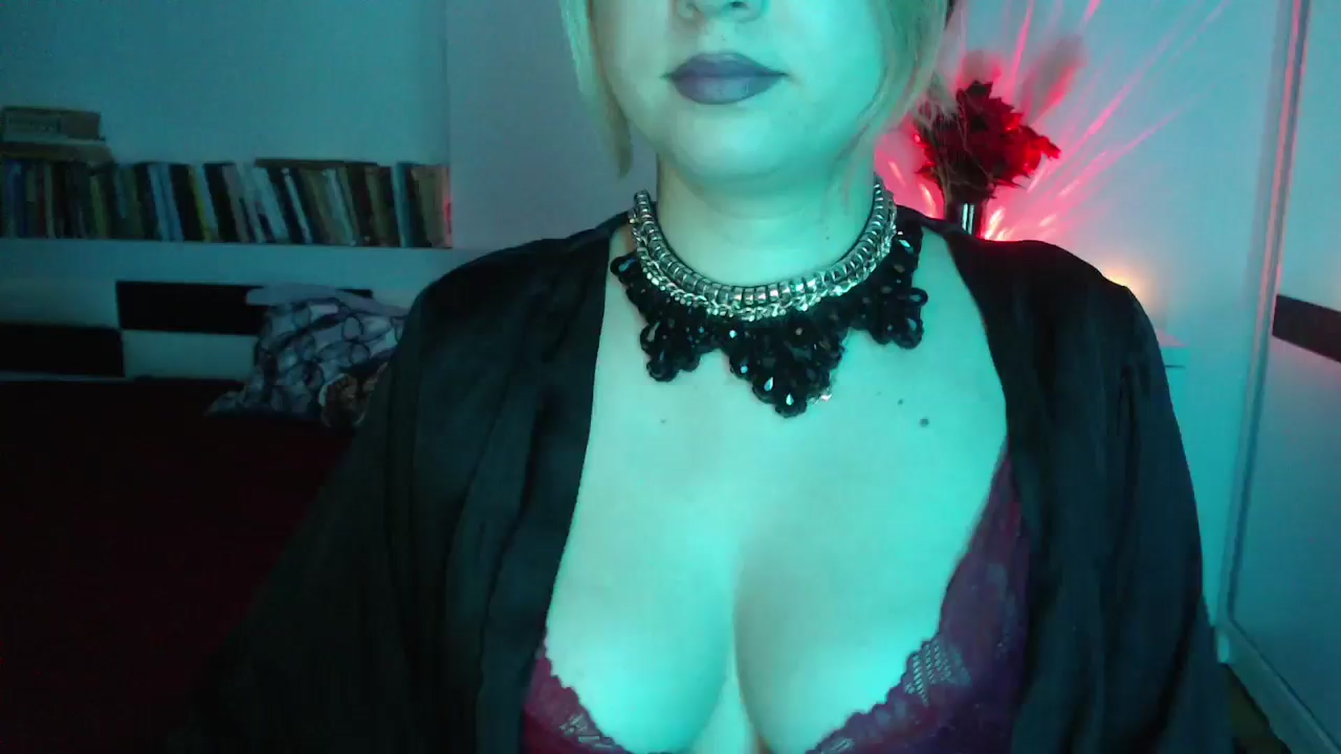Gallery image thumbnail from Sandy___'s myfreecams stream on, 01/19/2025, 24:44 image 6 of 20