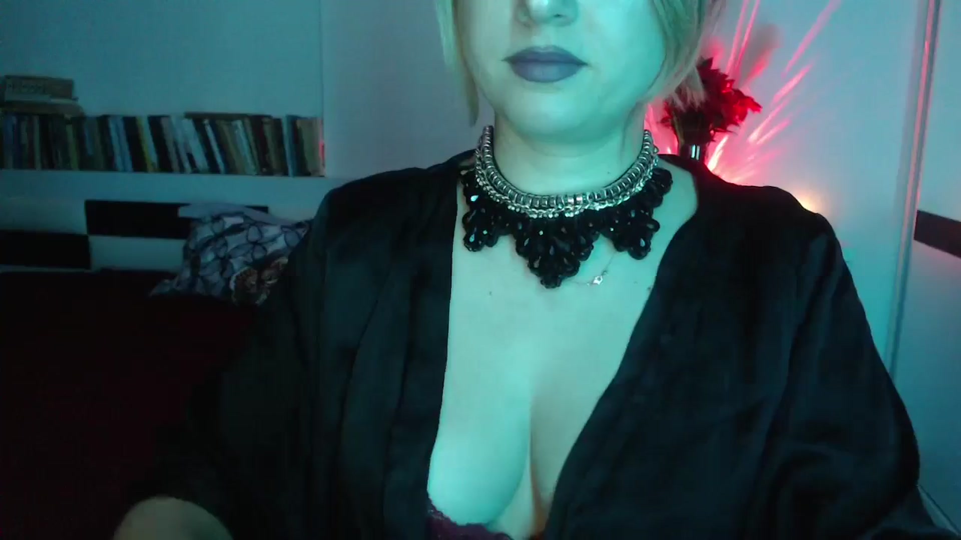 Gallery image thumbnail from Sandy___'s myfreecams stream on, 01/19/2025, 24:44 image 12 of 20
